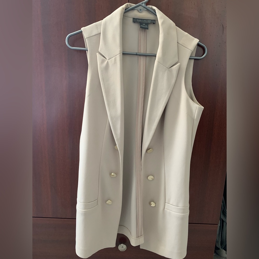 Suzy Shier Beige Vest with Gold Accents